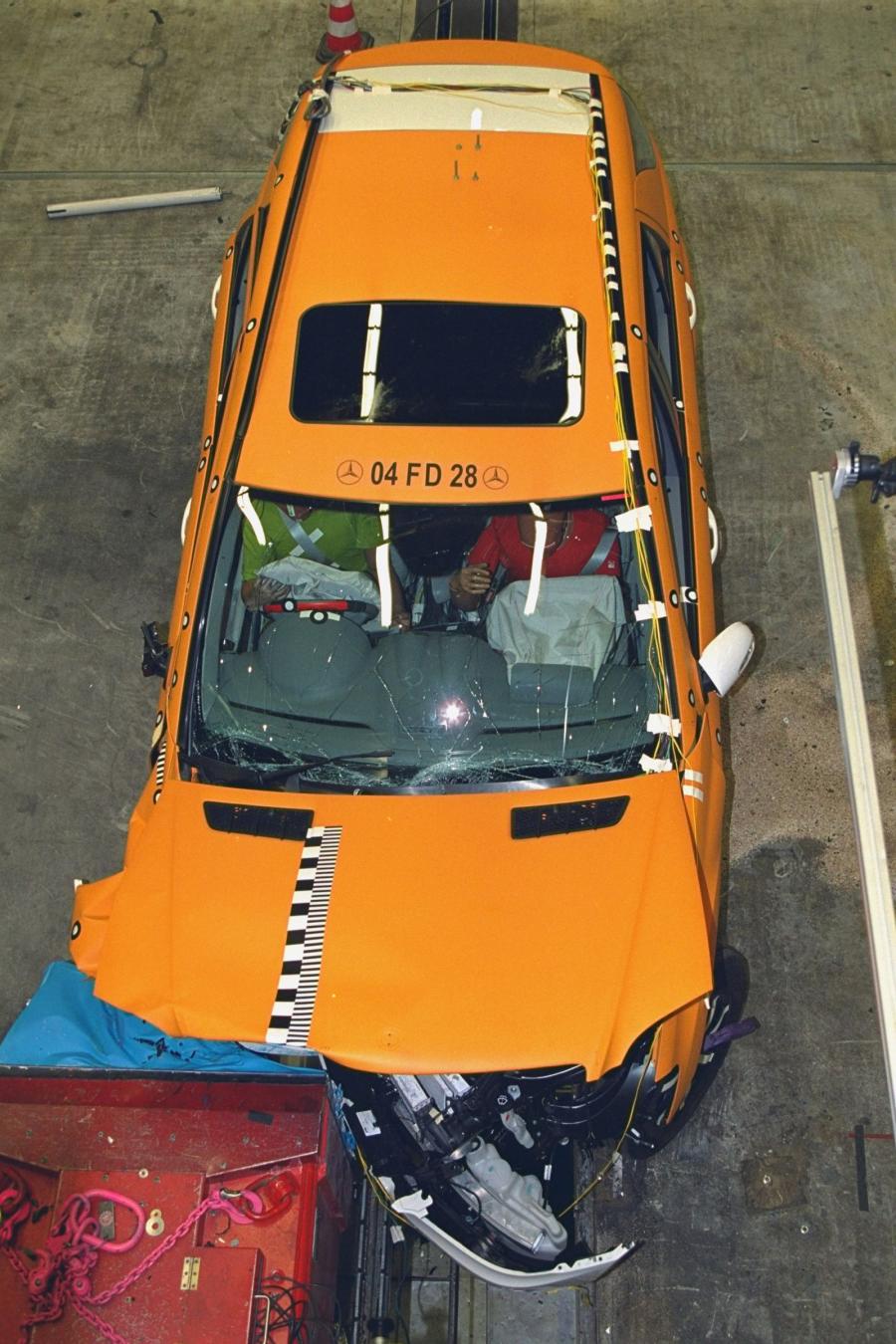 Mercedes-Benz ML-Class 2006 года  (фото 351 из 400)
